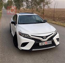 تۆیۆتا کامری